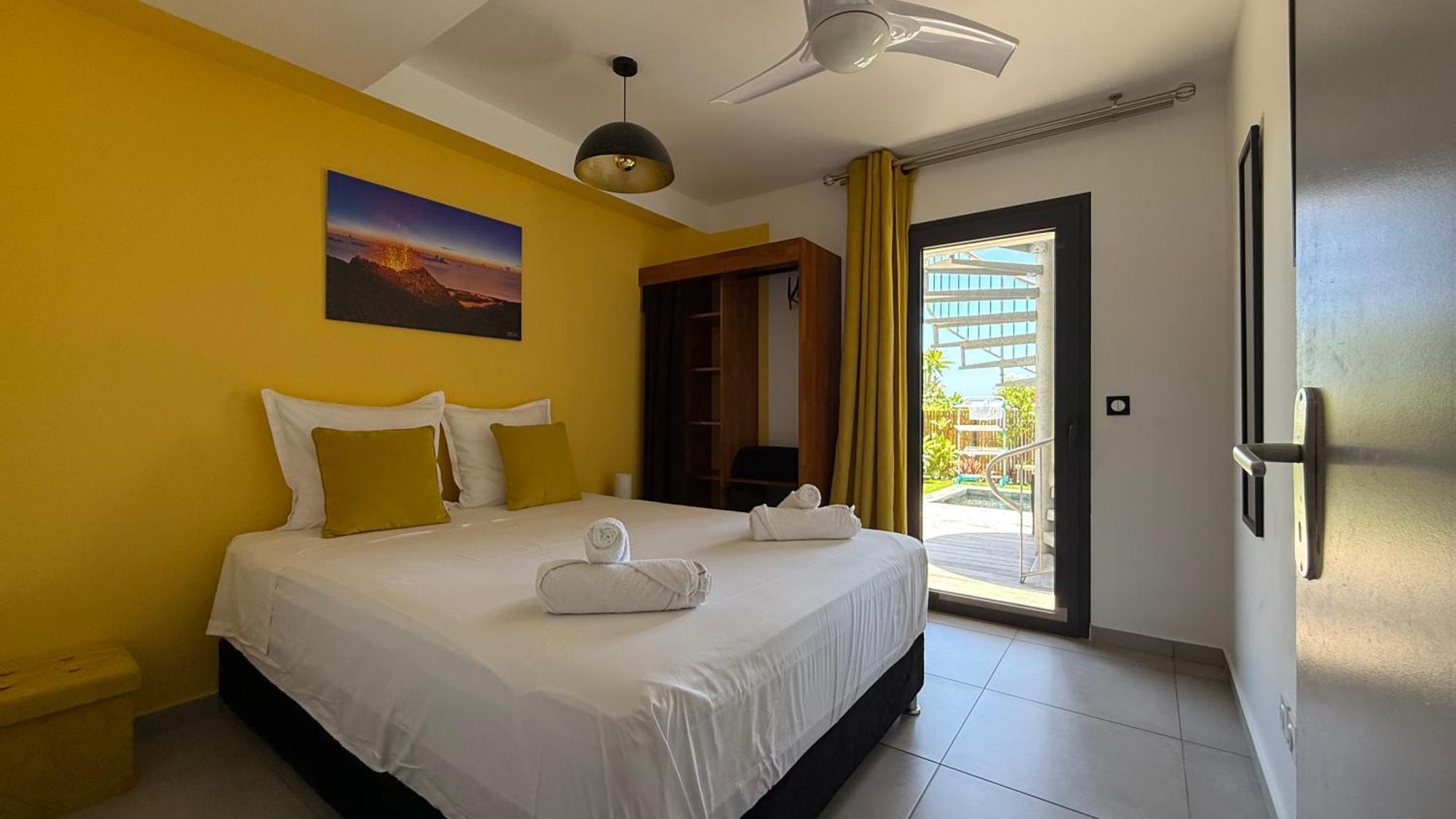 Villa Leu Toucan Canot แซ็งต์-เลอ ภายนอก รูปภาพ