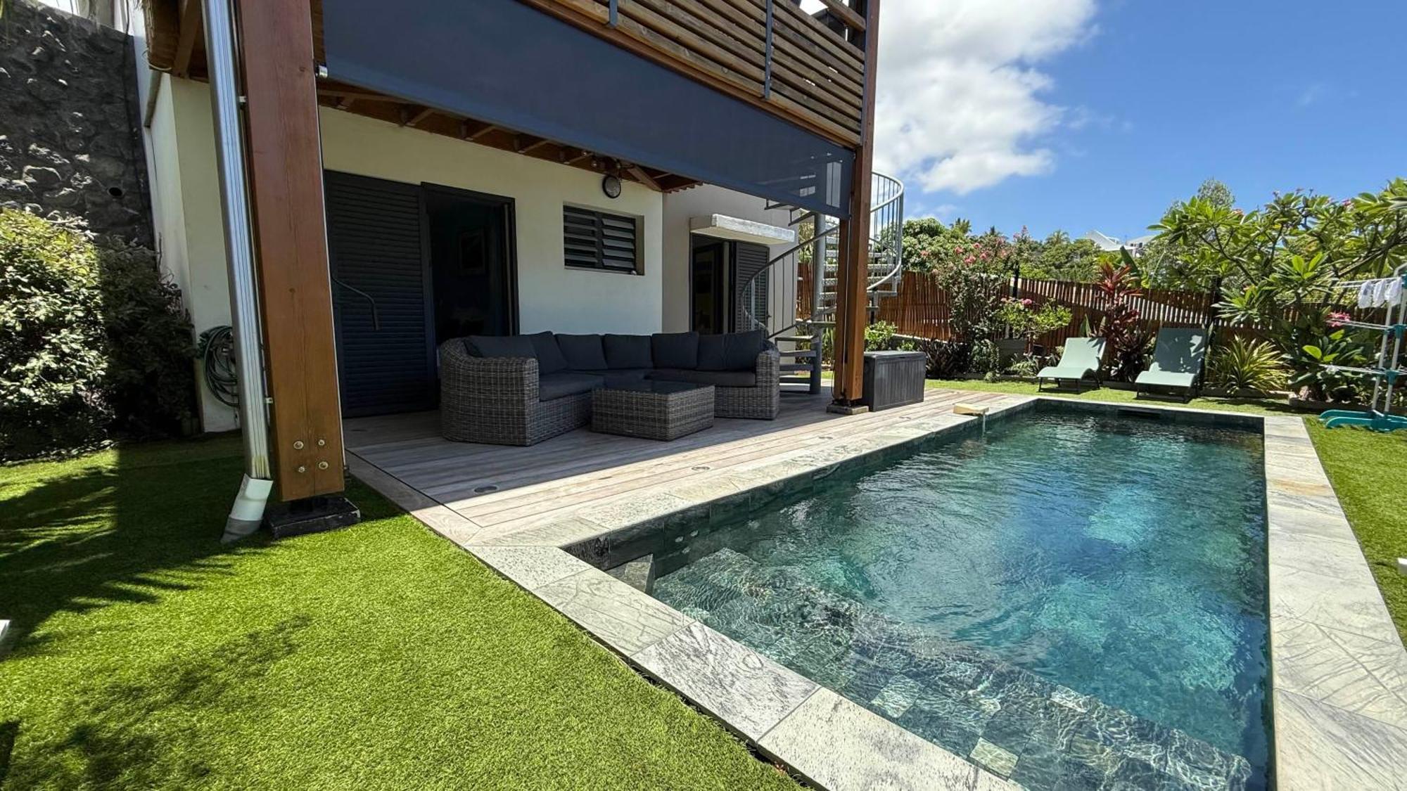 Villa Leu Toucan Canot แซ็งต์-เลอ ภายนอก รูปภาพ